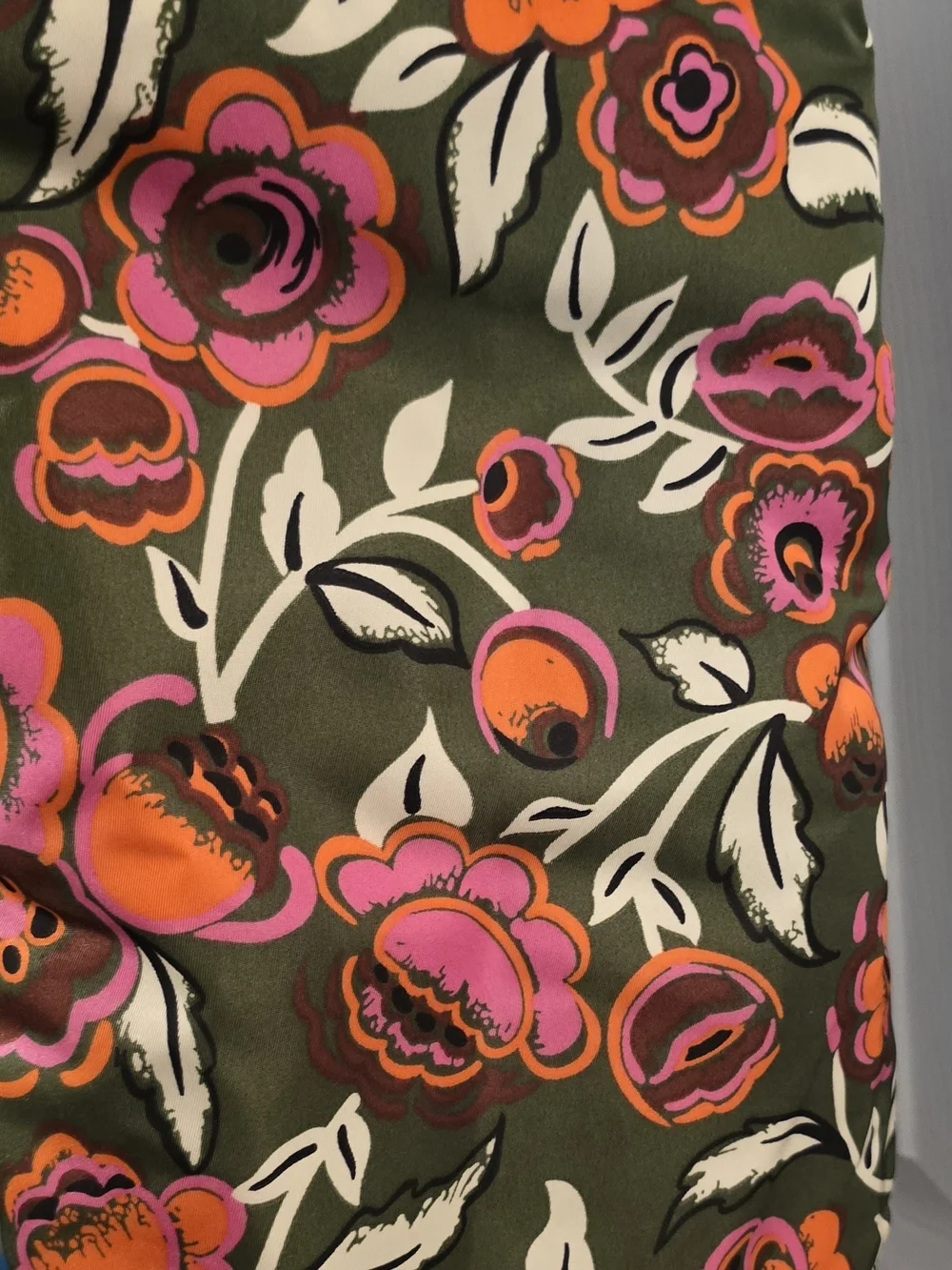 Vera Bradley Knollton Travel Tote -Olive Tote with Pink & Orange Floral Print